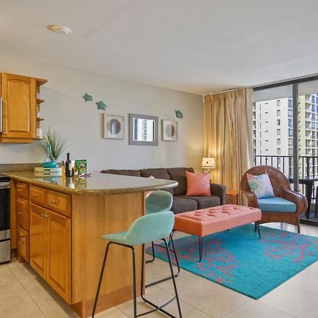 Waikiki Banyan Suites W Free Parking 檀香山 外观 照片
